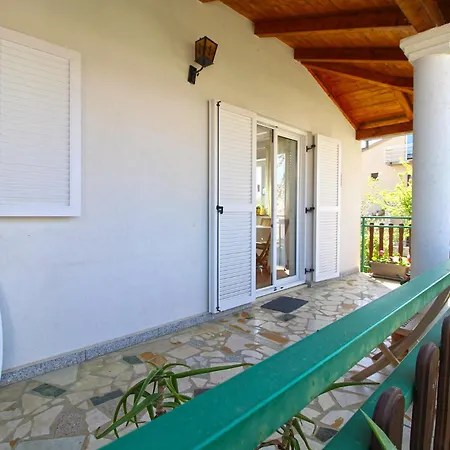 2378 Apartment Pula