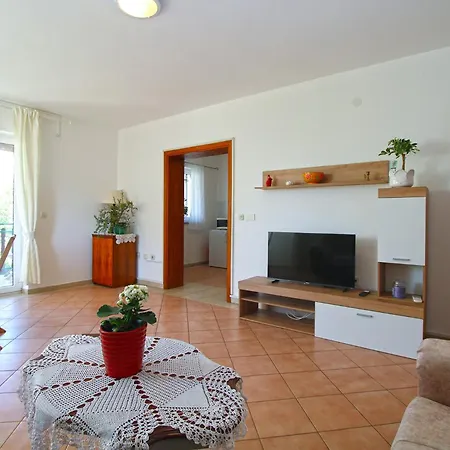 Apartment 2378 *